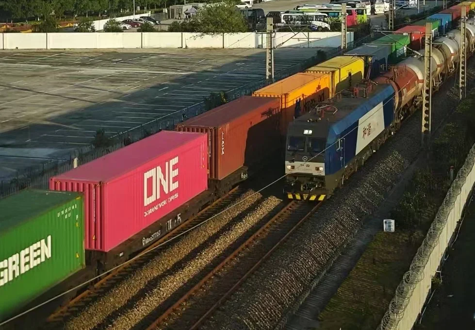 ¿Escuchemos cómo se sienten nuestros clientes de cooperación logística?