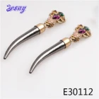 porcelana Cheap dangling black metal acrylic pepper earrings designs E30112 fabricante