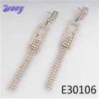 porcelana Hanging stud cheap china diamond long earrings designs E30106 fabricante