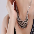 Çin Silver Metal Alloy Feather Wing Necklace üretici firma
