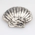 Çin Silver bouquet shell christmas cheap wholesale pin brooch P80002 üretici firma