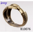 China gold iron footprints bracelet eagle claws bracelet bangles manufacturer