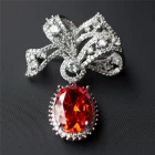 China 2018 New Design Hot Selling Latest Wholesale Colorful Crystal Rhinestone Crown Wedding Jewellery Brooch Hersteller