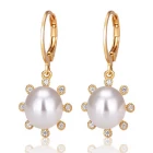 porcelana Cheap OEM Custom Bracelets Hot Jewelry Cheap Faux Pearl Earrings China Factory fabricante