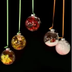 China Bola de plástico promocional de Natal transparente fabricante
