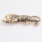 الصين Classic large rhinestone animal tiger dubai poppy brooch P80016 الصانع