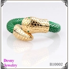 الصين Hand painted green hollow snake circles bangle bracelet الصانع