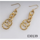 الصين Round tanishq trendy couple heavy gold earrings designs E30139 الصانع