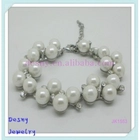الصين Simple and noble style imitation beaded-rhinestone embellished bracelet الصانع