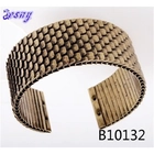 الصين fashion fake gold plain metal cuff fish scale jewelry B10132 الصانع