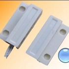 porcelana Sensor de puerta contacto magnético con cintas de doble cara pegada en la parte inferior fabricante