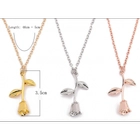 China 2018 Valentines Gift Fashion Newest Rose Flower Design Gold Necklace Supplier China manufacturer