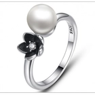 China Fashion 925 Silver Pearl Ring New Design Rings Silver Jewelry Shenzhen Manufacturer manufacturer