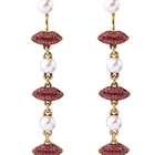 Chine Long Pendant Designs Pearl Pink Lip shaped Pearl Earrings manufacturer China fabricant