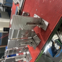 China Aluminum CNC Machined Vertical Motor Mount Bracket manufacturer