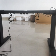 Chine Electric adjustable sit stand desk top workstation for factory office fabricant