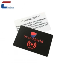 China Heißer Verkauf, kundenspezifischer Design-Anti-Signal-RFID-Blockierungskarten-Fabrikhersteller Hersteller