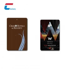 中国 RFID PETG 无源 13.56MHz NTAG213 NFC 黑卡制造商 制造商