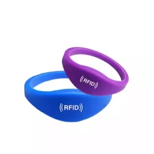 China Hot Selling Membership Management Colorful Promotional Customized Reusable Wristband 125khz ID wristband silicone manufacturer