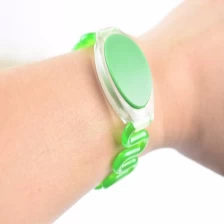 China 125KHz EM4100 TK4100 RFID Rubber Adjustable Watch Wristband for Swimming manufacturer