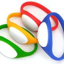 Cina Produttori di braccialetti RFID in silicone all'ingrosso economici in Cina, fabbrica di braccialetti RFID per eventi di prossimità riutilizzabili programmabili RFID Shenzhen produttore
