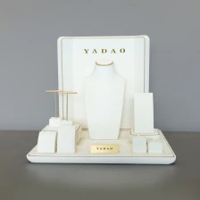 Čína mini jewelry counter showcase display set window jewelry display set jewelry props display rings earrings pendant - COPY - u4dw9v výrobce