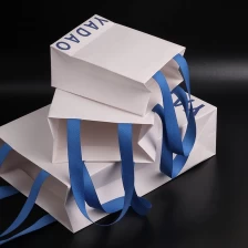 Cina sacchetto di carta fantasia di qualità borsa per la spesa per gioielli con manico in cotone borsa per confezione regalo produttore