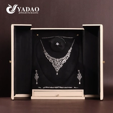 China YADAO Double-opening Luxury Beige PU Leather Jewelry Display Case with Magnetic manufacturer