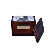 China 10oz Sunny luxury amber square scented glass candle holders with lids manufacturer