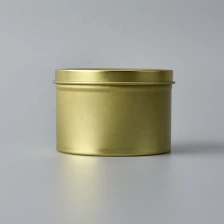 China Luxury Golden Candle Jar Metal Candle Holder With Lid For Home Decor Wholesale manufacturer