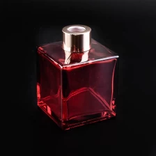 China Clear Square Glass Aroma Oil Bottle Reed Diffuser Container Aromatherapy With golden lid  Wholesales manufacturer
