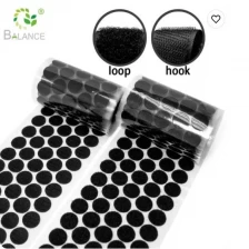 China Double Sided Anti Curling Non Slip Reusable Rug Pad Rug Gripper manufacturer