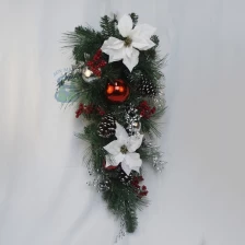 China Senmasine 30inch artificial christmas holiday swag with red berries white poinsettia pinecone sliver glitter branch manufacturer