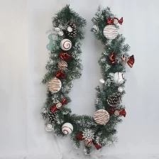 China Senmasine 6ft Christmas garlands for front door hanging decoration mixed pinecone candy balls snowflakes ornaments manufacturer
