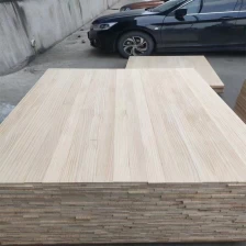 Cina Pavimenti in legno trattato Massello di pino silvestris radiata Pino larice Legname in legno massello Tavolame con bordo incollato produttore