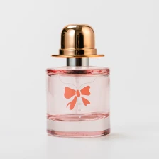 China Fashionable Customize Pattern Pink 30ml Glass Perfume Bottle with Cap manufacturer