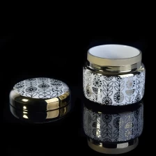 China Antique gold decorative porcelain ceramic candle jars with lid manufacturer
