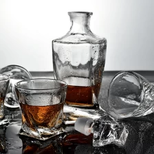 China 5pieces Wholesales Lead Free crystal Whiskey Glasses Decanter cup sets manufacturer