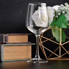 porcelana Juego de copas de vino de cristal personalizadas, copa de vino de cristal de 300ml fabricante