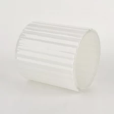 中国 レトロな小さな白い垂直リブ ガラス キャンドル ジャー サプライヤー メーカー