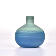China Wholesale Ceramic Diffuser Bottles blue color Ceramic Vase manufacturer