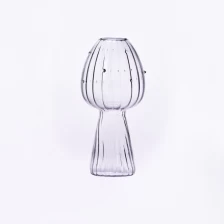 China Glasflasche mit einzigartigem Design für die Hochzeitsdekoration Hersteller