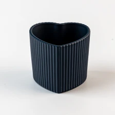 中国 家の装飾のハート形のストライプデザインのキャンドル作り用ガラスキャンドルジャー メーカー