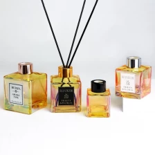 China Electroplated Square Yellow Glass Diffuser Bottles with Labels and Caps manufacturer