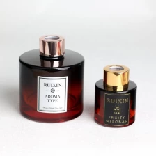 China Cylinder Gradient Red to Black Diffuser Bottles with Labels, Caps, and Screw Neck manufacturer