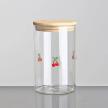 Çin 11oz 6oz Kiraz Kakma Dekor Cam Bardak Yeniden Kullanılabilir Smoothie Bardağı Bambu Kapaklı Çevre Dostu BPA içermez Kahve ve Su için üretici firma