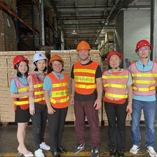 Çin BƏƏ-yə Onlayn İzləmə Tam Sığorta Xidməti ilə Yaxın Şərqə Yüksək Keyfiyyətli Təhlükəsiz Hava Daşımaları Ekspeditor