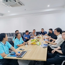 চীন মধ্যপ্রাচ্যে আন্তর্জাতিক বিমান মালবাহী চীনের প্রধান বন্দর থেকে সংযুক্ত আরব আমিরাতের দুবাই ডোর টু পোর্ট ফ্রেইট ফরোয়ার্ডার