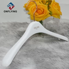 중국 내구성있는 부티크 로즈 골드 후크 화이트 코트 맞춤 행거 중국 제조업체 제조업체