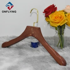 China Top End High Quality Brown Wooden Boutique Dress Hanger China Supplier manufacturer